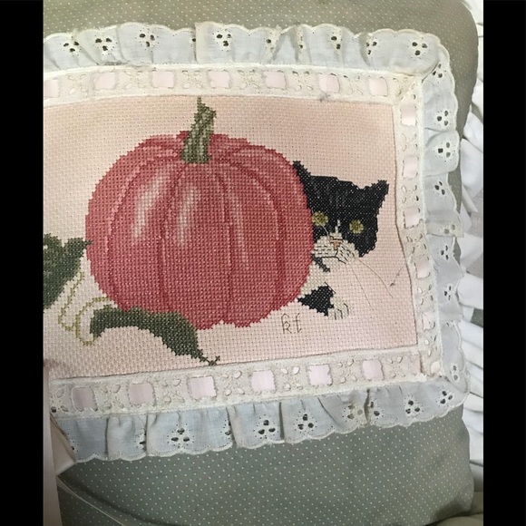 🧡 Rare VTG Handmade Pumpkin Harvest Decor Pillow - Picture 6 of 6